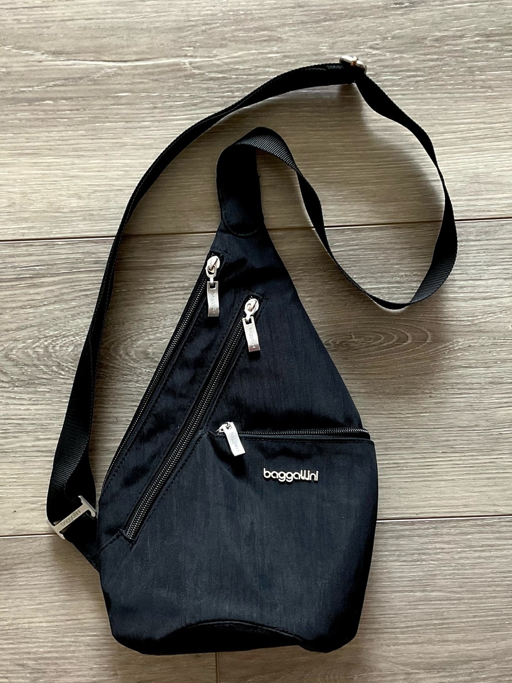 BAGGALLINI Lightweight Mini Sling Handbag IN Black Nylon